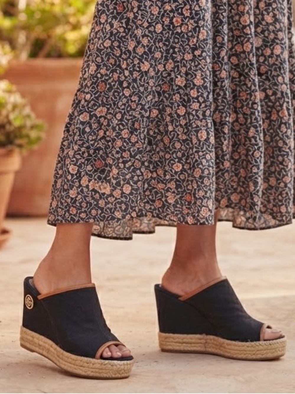 Tory Burch Black Canvas Espadrille Peep Toe Wedge Mules 5.5